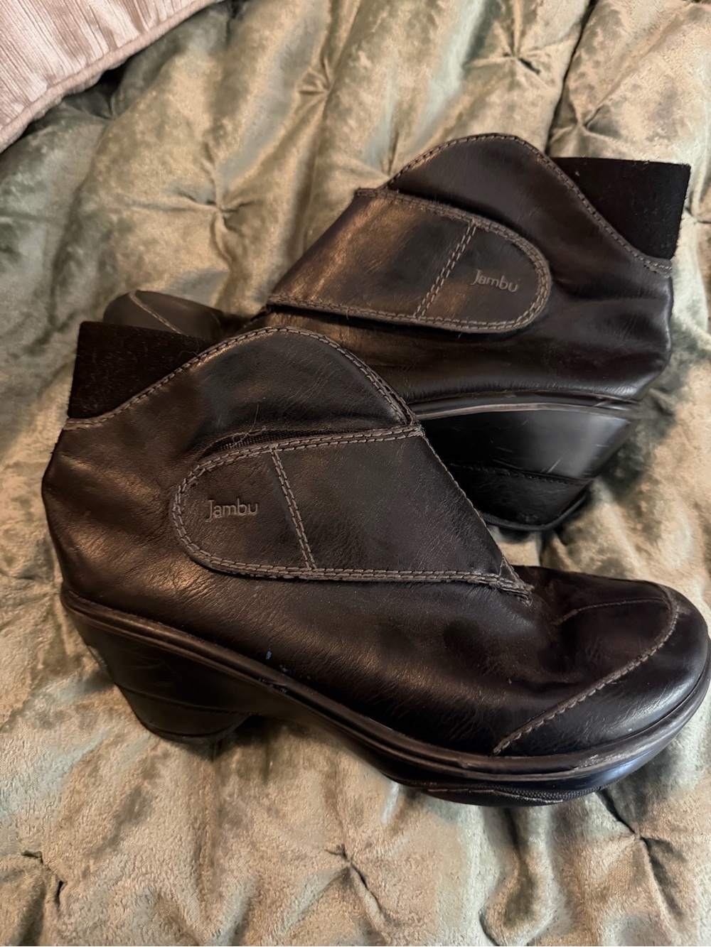 Jambu Black Leather Wedge Ankle Shoes